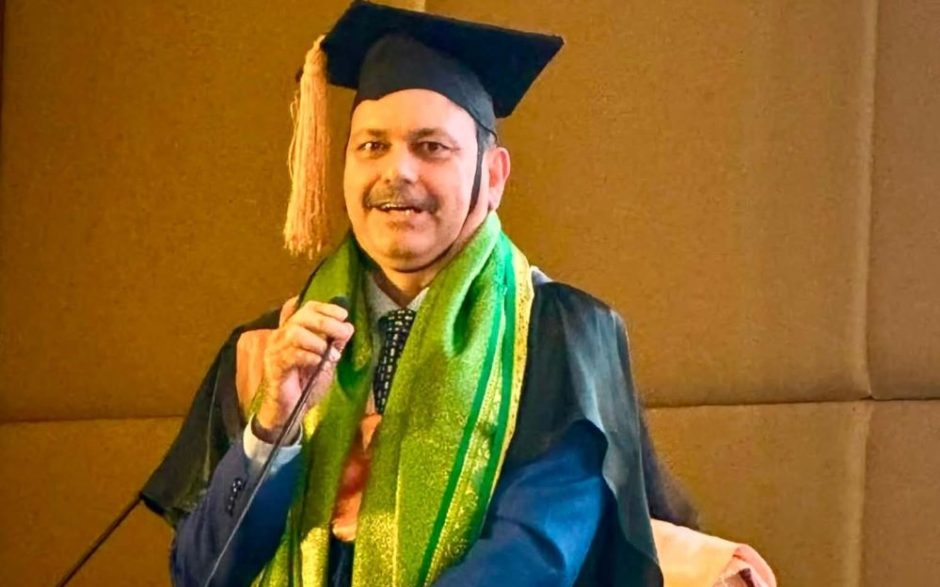 डा. गणेश दंगाल एफआईसीओजी मानार्थ फेलोसिपबाट सम्मानित