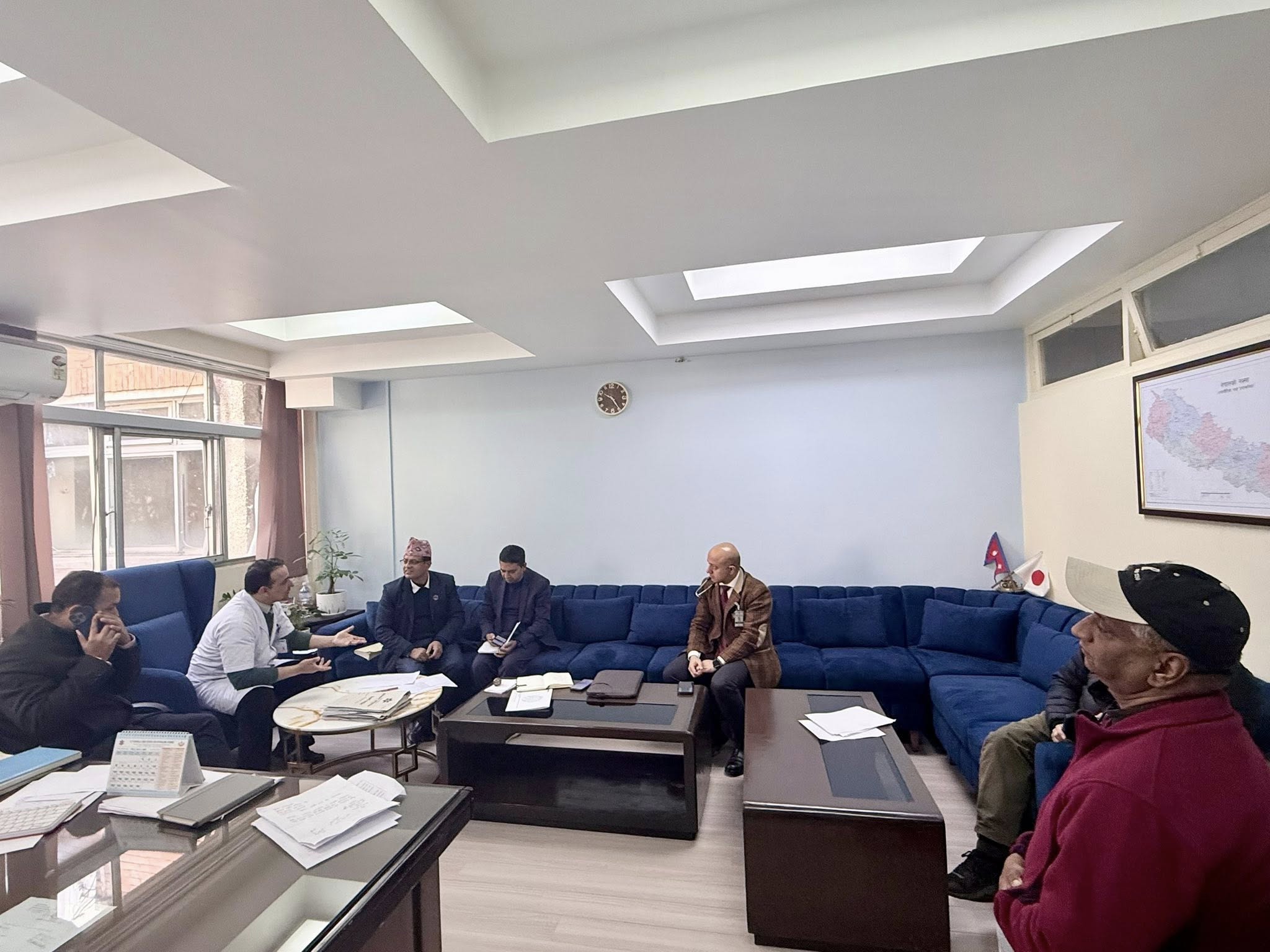 त्रिभुवन विश्वविद्यालय शिक्षण अस्पतालमा स्वास्थ्य बीमा सेवा सुचारु गर्ने विषयमा छलफल