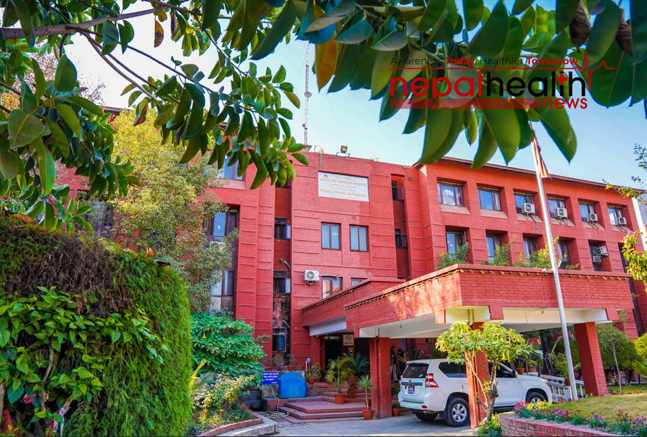 आन्दोलनरत नर्सका माग सम्बोधनका लागि स्वास्थ्य मन्त्रालयमा आज बैठक बस्दै