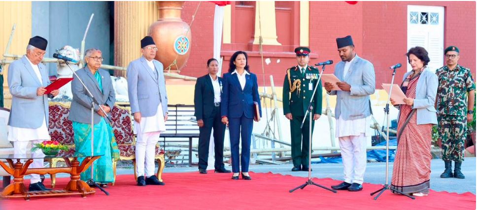 नवनियुक्त स्वास्थ्यमन्त्री डा. सुधा शर्माले लिइन् शपथ