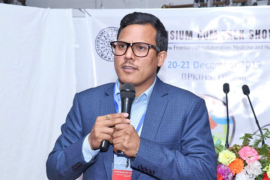 डा मंगल रावलको टोलीबाट चुनावमा उम्मेदवारी दिने चिकित्सकहरु