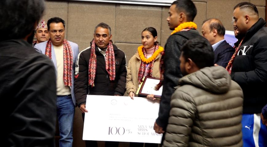 सचिन र भावना अब एनआरएनएको पूर्ण छात्रवृत्तिमा एमबीबीएस पढ्न पाउने