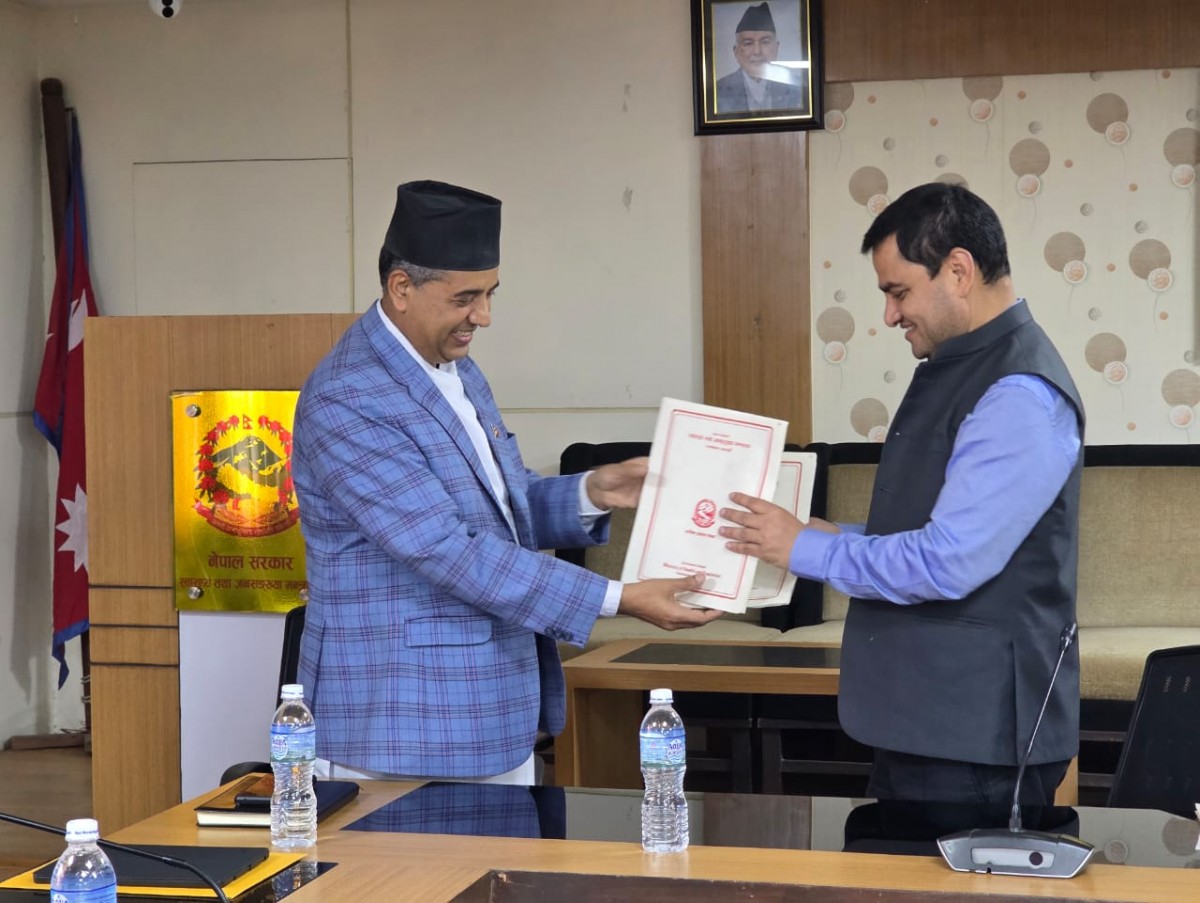 Performance agreement signed between Health Minister Paudel and the Secretary