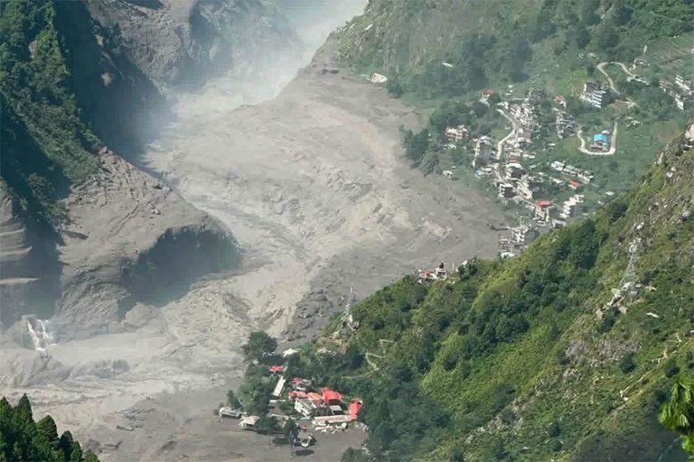 बाढीबाट घाइते ६२ जनाको काठमाडौं, नुवाकोट र रसुवाका अस्पतालमा उपचार जारी