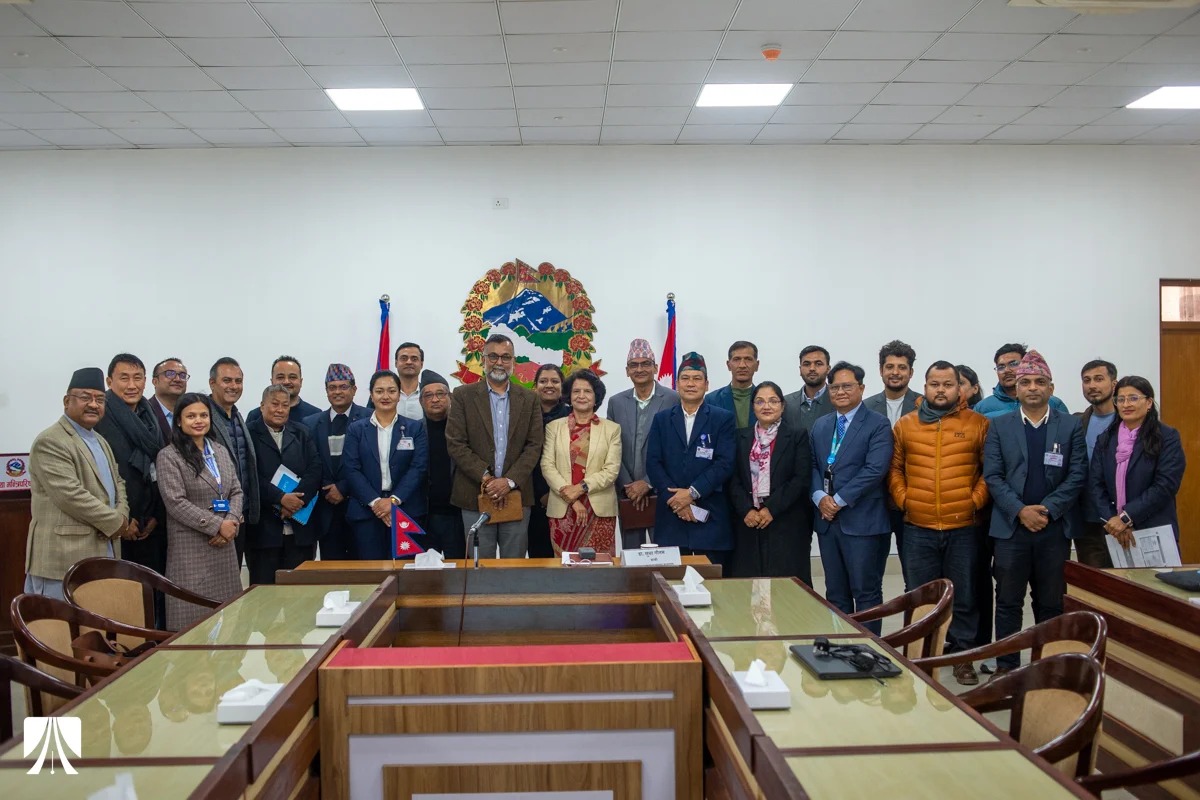 सडक दुर्घटना न्यूनीकरणका लागि ‘युनिभर्सल हेल्मेट ल’ तुरुन्त लागू गर्नुपर्नेमा जोड