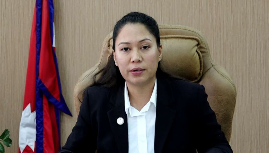 सुमना श्रेष्ठले रास्वपा पार्टी छोड्ने घोषणा