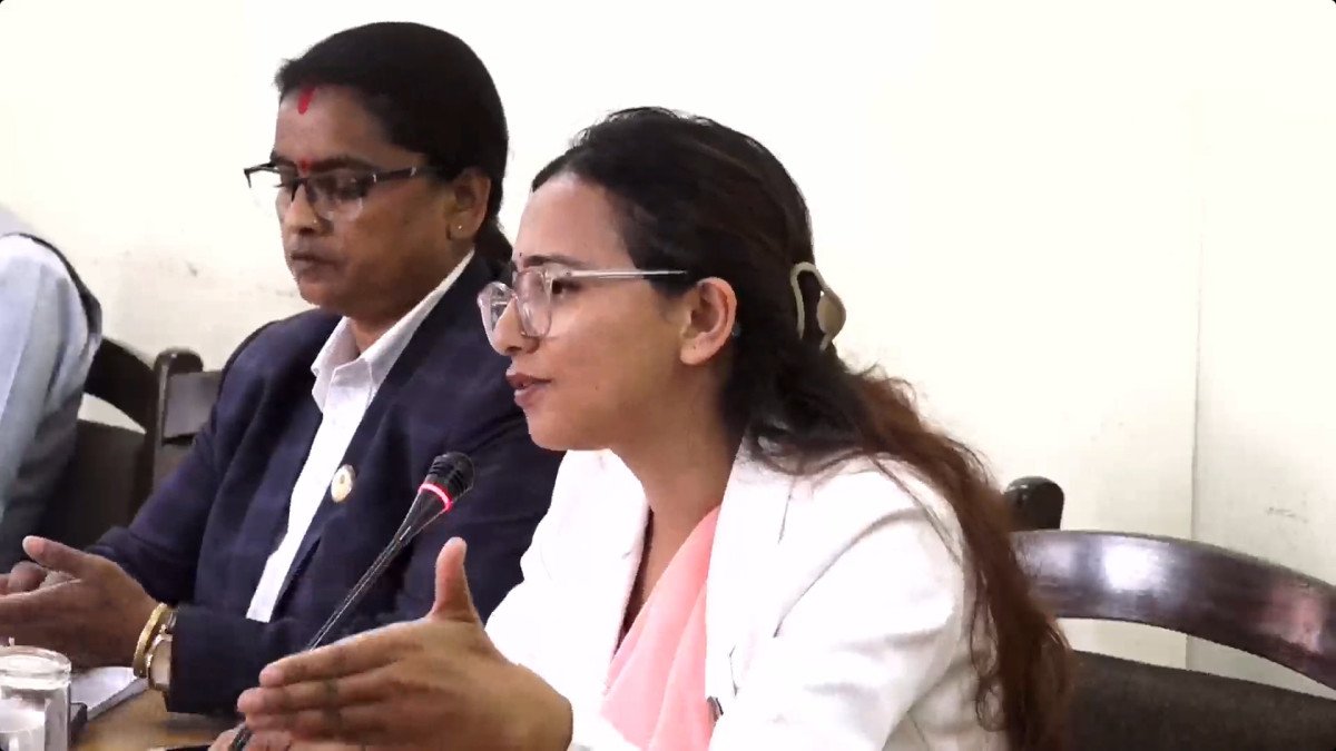 इन्टर्न चिकित्सकको श्रम शोषण अन्त्य गर्न तोषिमा कार्कीको माग